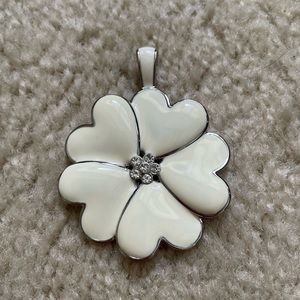 Lucky in love pendant